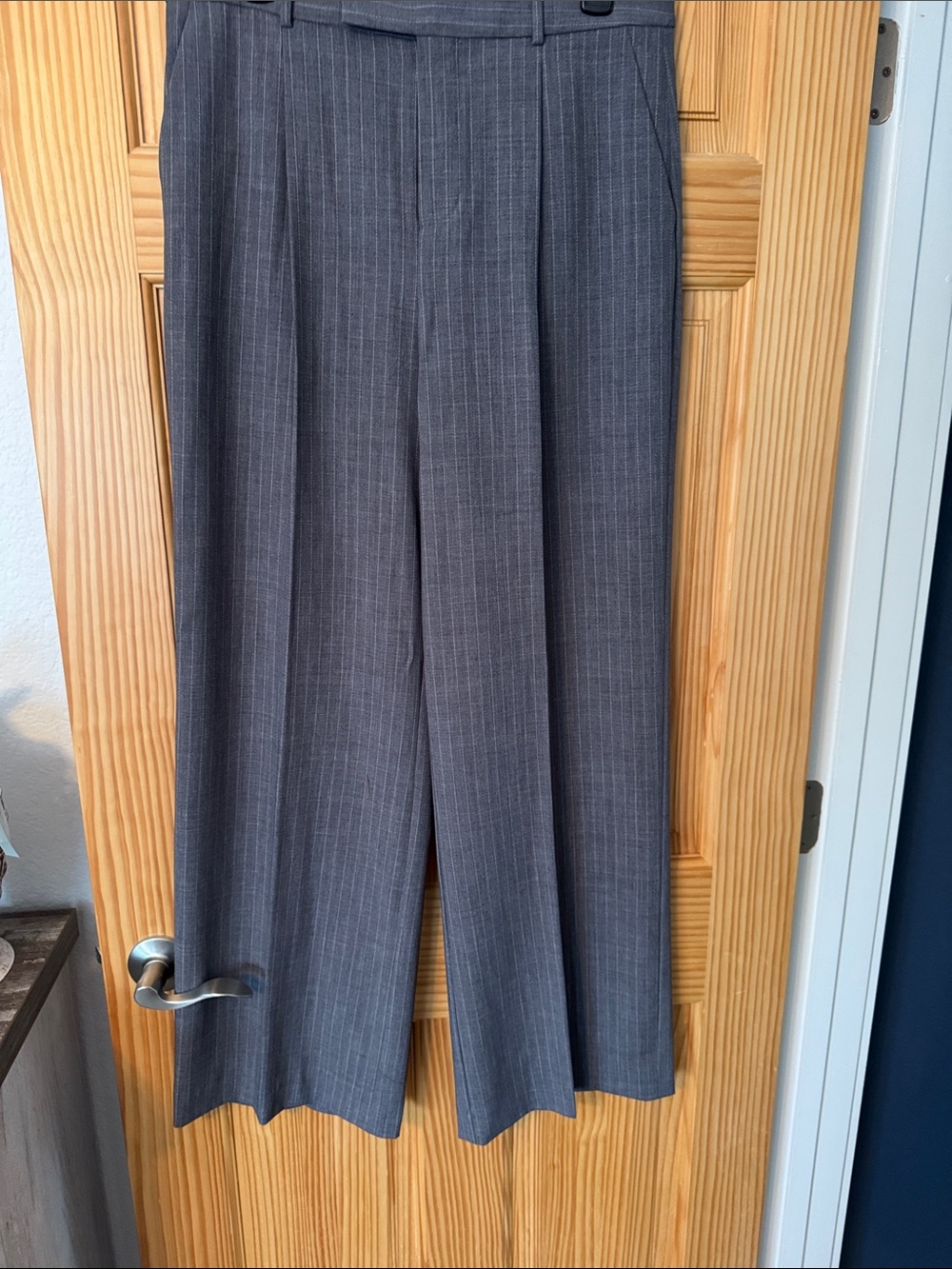 Women's Gray Pinstripe Wide-Leg Trousers